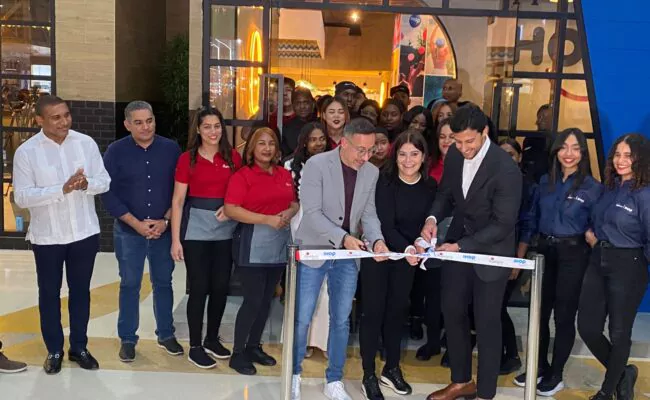 Inauguran primera sucursal de doble marca de Applebee’s e Ihop en Sambil Santo Domingo