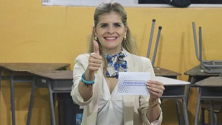 Triunfo en Primera Vuelta: Laura Fernández es la nueva Presidenta electa