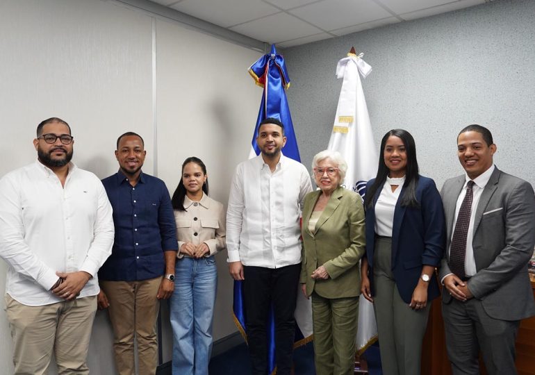 DIGEIG y Juventud firman acuerdo para capacitar a jóvenes en ética, integridad y prevención de la corrupción