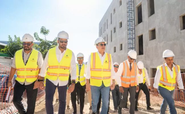 Ito Bisonó supervisa Ciudad Judicial de SDO y afirma que transformará sistema de justicia