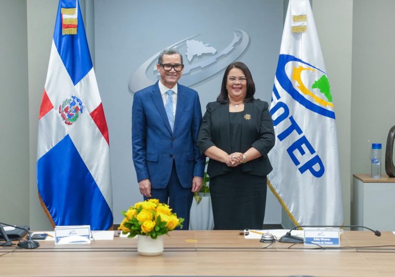 Maira Morla Pineda toma posesión como directora general del INFOTEP