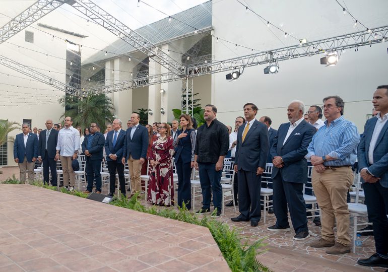 Ministro Paíno Henríquez presenta avances y transformaciones del Ministerio Inteligente en Santiago de los Caballeros