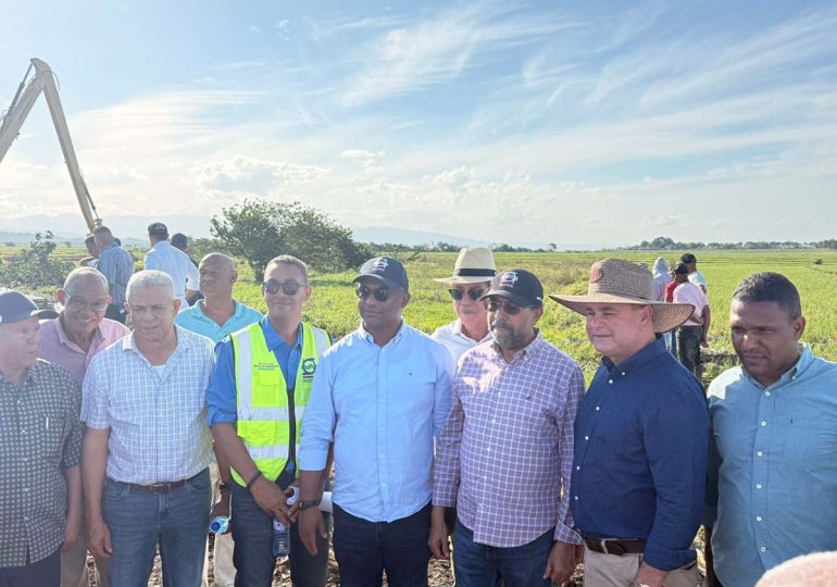Ministro de Agricultura destaca trabajo del INDRHI en atención al riego