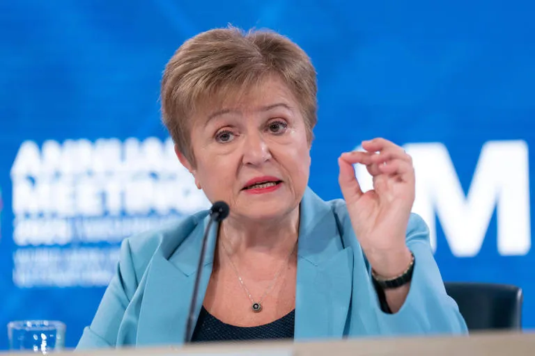 Alerta Roja del FMI: El mundo debe "prepararse para lo impensable" ante la parálisis del comercio global