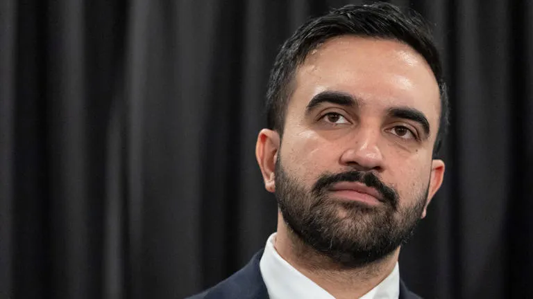 Ataque a Zohran Mamdani: Intimidación política en el corazón de Queens