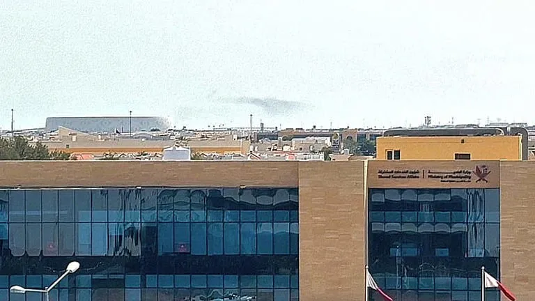 ¡LLUVIA DE FUEGO EN EL GOLFO! Qatar intercepta oleadas de misiles iraníes en un segundo día de infarto