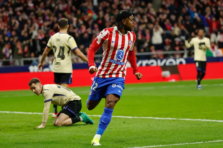 ¡OBJETIVO EN BÉRGAMO! Simeone pone sus ojos en Lookman para reforzar el ataque del Atlético