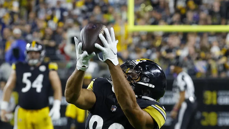 ¡Traición fraternal en la NFL! Los Raiders le roban una pieza clave a los Steelers y separan a los hermanos Watt