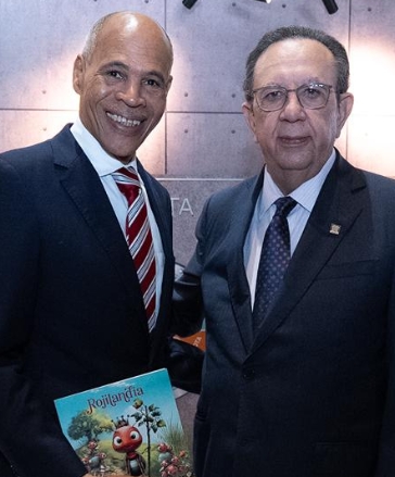 Banco Central presenta libro infantil “Rojilandia”