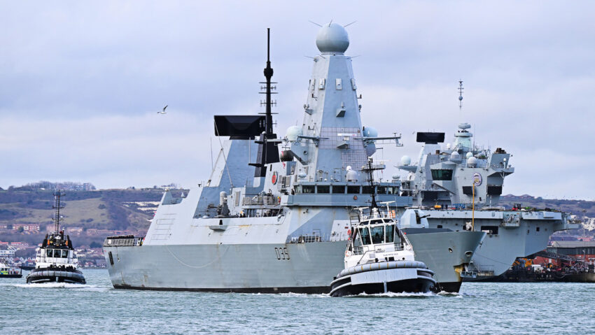 Buque de guerra británico zarpa hacia el Mediterráneo tras ataque contra una base en Chipre