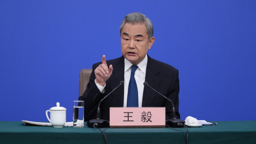 El mensaje de Pekín llega en un momento en que EE.UU. intensifica sus advertencias a los países de la región sobre los riesgos de profundizar lazos con China.