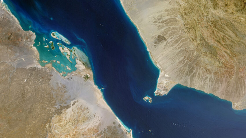 Hutíes estiman cerrar otro estrecho en apoyo a Irán