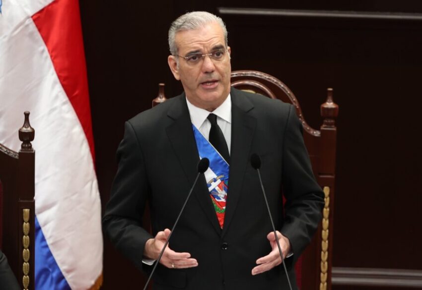 Luis Abinader establece un camino hacia el progreso del país con la meta de 2036.