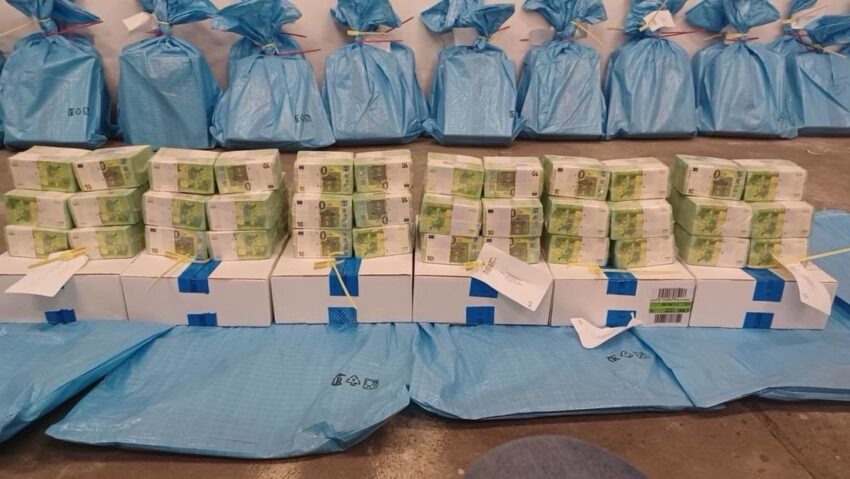 Millones en efectivo y lingotes de oro: Hungría muestra lo incautado a los ucranianos acusados de lavado de dinero