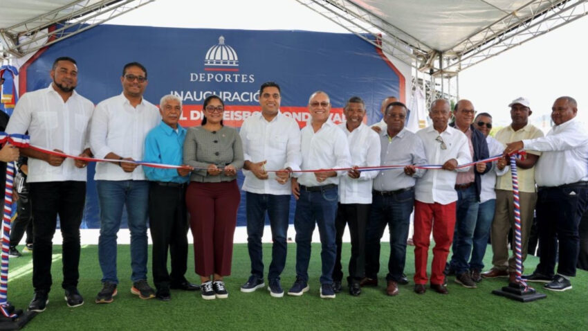Ministerio de Deportes entrega remozado el estadio de béisbol de Hondo Valle, en Elías Piña