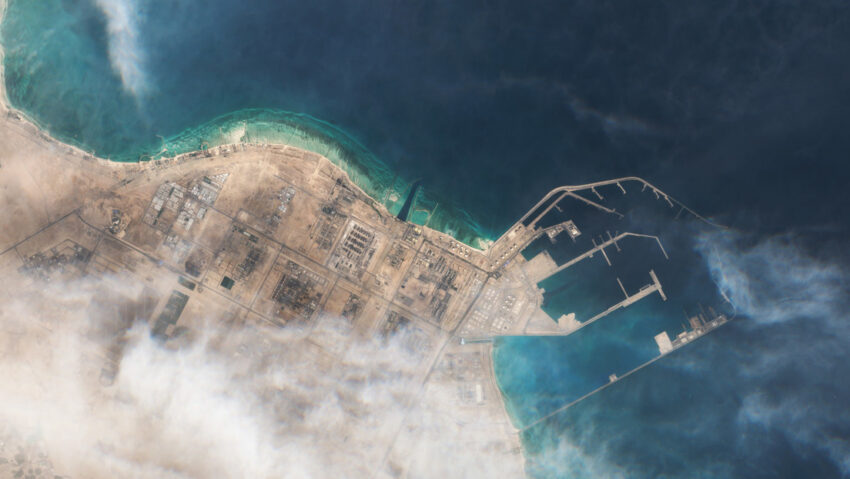 País árabe reanuda operaciones en su mayor planta de gas