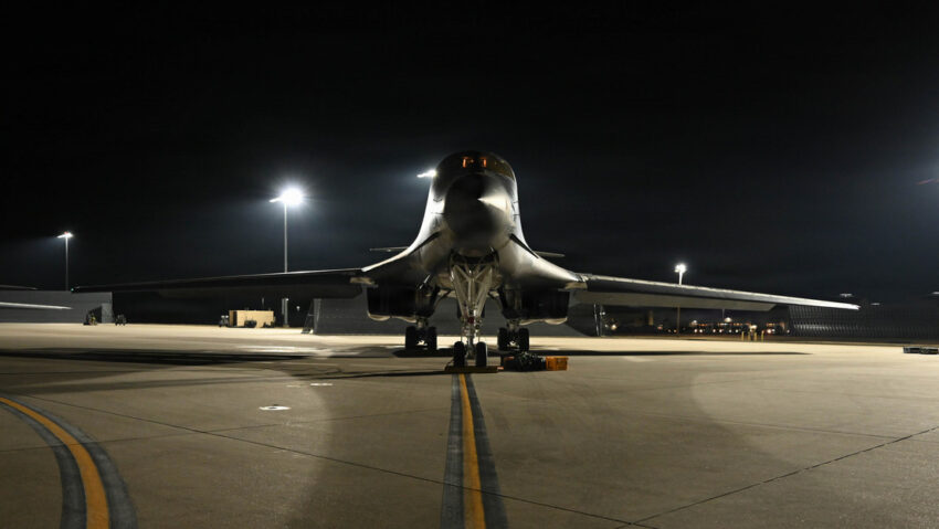 Trump amenaza a Irán con "destrucción total y muerte segura"