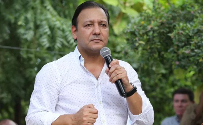 Abel Martínez critica Digesett detenga el tránsito para darle paso a cualquier funcionario