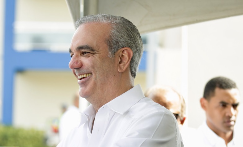 Abinader desarrollará intensa jornada de trabajo de domingo a martes con graduaciones, entrega de títulos e inauguraciones