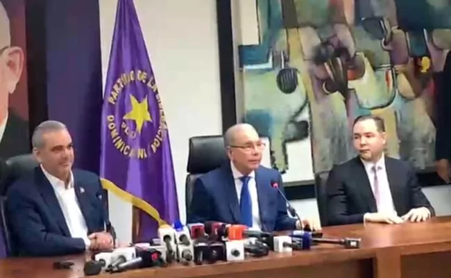 Adriano Sánchez Roa plantea habilitar a Danilo Medina y Luis Abinader para elecciones de 2028