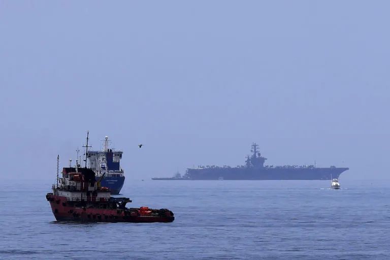 El portaaviones nuclear USS Nimitz llega a Panamá: Pieza clave del ejercicio "Mares del Sur 2026"