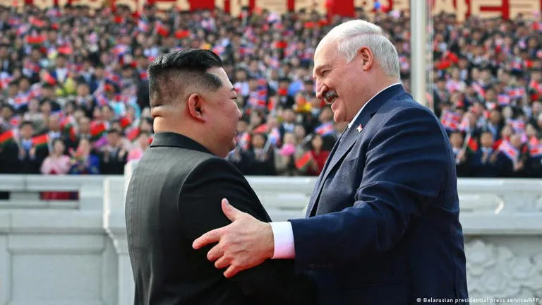 Alarma en Occidente: Lukashenko y Kim Jong-un estrechan lazos para un nuevo bloque estratégico