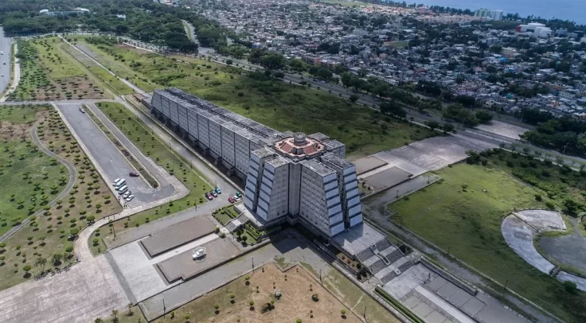 MILITARIZADO: ¡RONDEAN EL FARO A COLÓN! ANTES DEL PRESIDENTE ABINADER HABLAR A LA NACIÓN