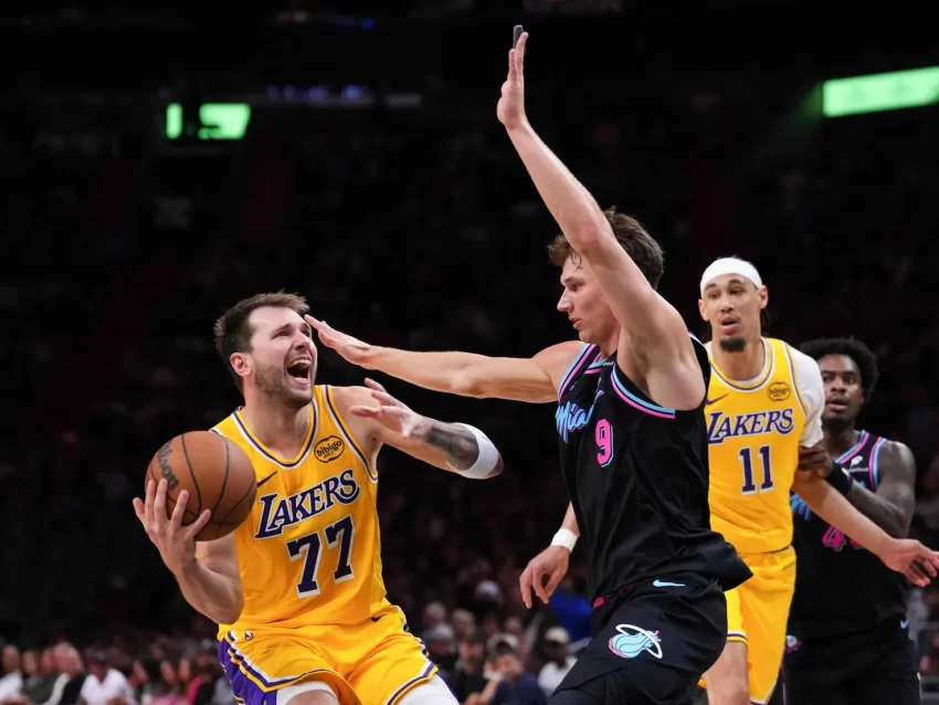 Hazaña de leyenda: Luka Dončić emula a Wilt Chamberlain con 100 puntos en menos de 24 horas
