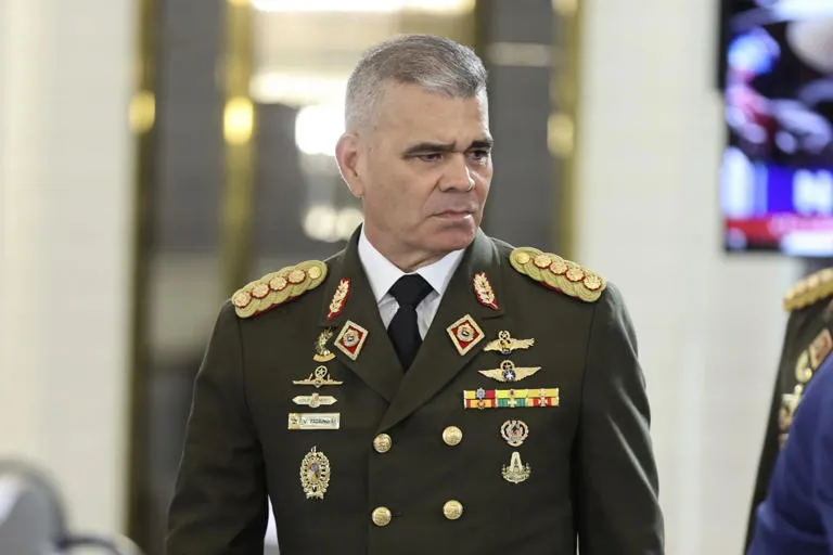 Golpe a la cúpula venezolana: Estados Unidos ofrece millonaria recompensa por Vladimir Padrino López