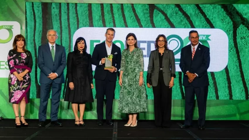 Hito de Sostenibilidad: Ecored celebra su 20 aniversario reconociendo el compromiso del empresariado dominicano