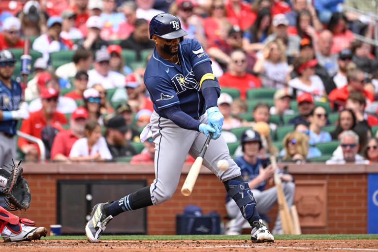 Los Rays de Tampa Bay vencen 11-7 a los Cardenales y evitan la barrida