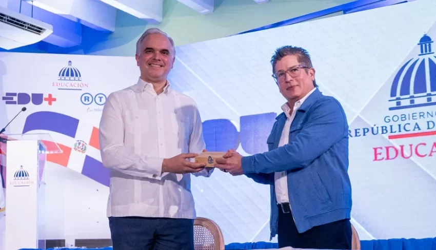 Ministerio de Educación recibe oficialmente la serie histórica animada “Trinitarios”, producida por RTVD