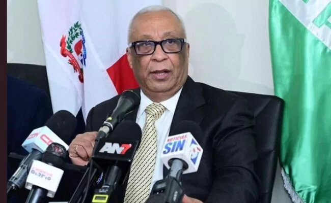 Fuerza del Pueblo exige transparencia en combustibles y publicación de costos, márgenes e impuestos