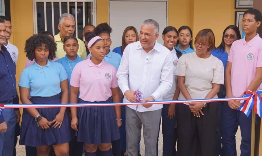 INABIE inaugura módulo de salud bucal en Sánchez, Samaná