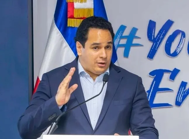 Manuel Conde cuestiona baja presencia de mujeres en altas instancias del Estado