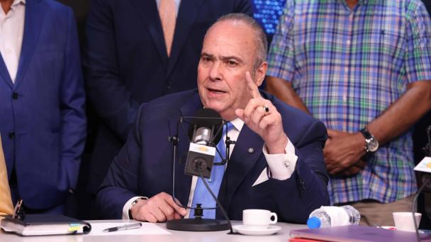 Charlie Mariotti propone reunión urgente de aspirantes presidenciales del PLD