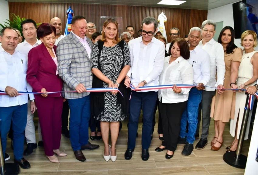 Ministro de Trabajo inaugura nueva Oficina Local de Trabajo en La Romana