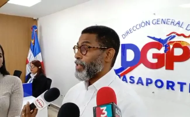 Dirección General de Pasaportes remoza su oficina en el Centro de los Héroes; se reduce tiempo de espera