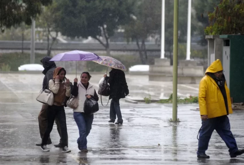 Vaguada y viento del este provocarán lluvias dispersas en varias provincias del país