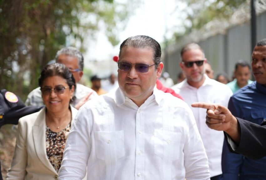 Yayo Sanz Lovatón impulsa la frontera como eje de producción y desarrollo