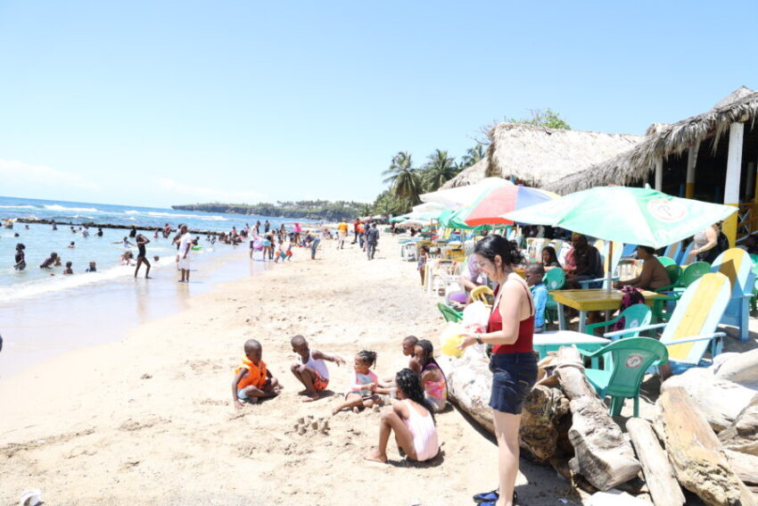 República Dominicana recibió 223,328 turistas en Semana Santa