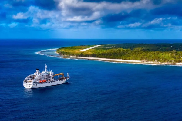 Aranui destaca importancia de sus cruceros de carga en la Polinesia