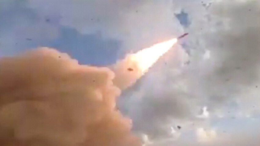 "Nueva fase de la guerra": Irán usa por primera vez sistemas de lanzamiento doble ante la agresión de EE.UU. e Israel