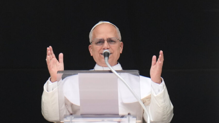 Vance le pide al Vaticano limitarse a "cuestiones de moralidad" tras ataques de Trump contra el papa