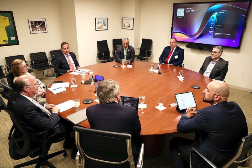 Hacienda se reúne con el Banco Mundial, FMI, BID y bancos de inversión ante crisis internacional
