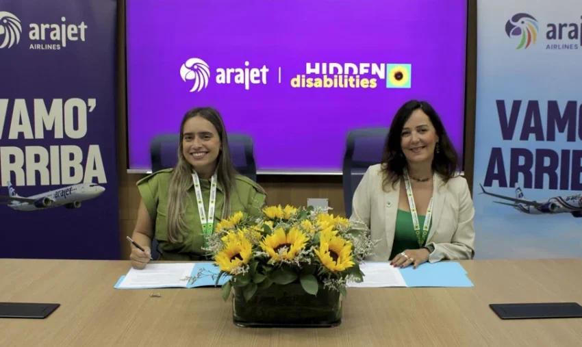 Arajet se convierte en la primera aerolínea dominicana y del Caribe en implementar programa Sunflower para pasajeros con discapacidades no visibles
