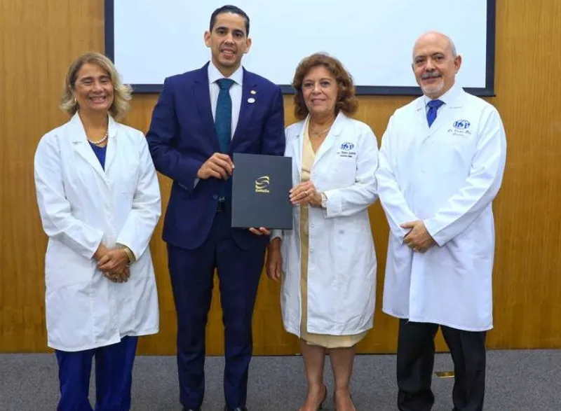 Alianza por la salud de la piel: SeNaSa y el Instituto Dermatológico firman un acuerdo estratégico en 2026