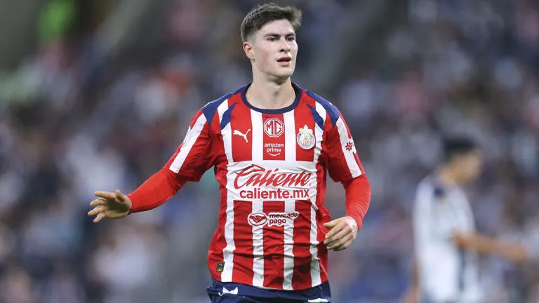 "Un falso mexicano": La Hormiga González explica su particular visión sobre su identidad y el fútbol