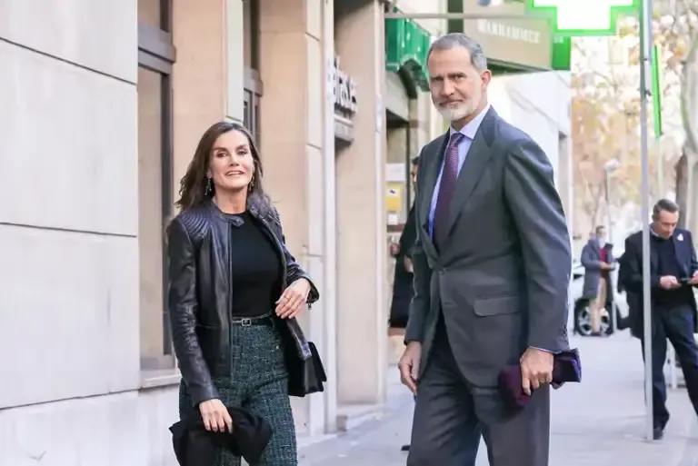 Pausa en el descanso real: Los Reyes Felipe VI y Letizia emiten un comunicado oficial en plena Semana Santa