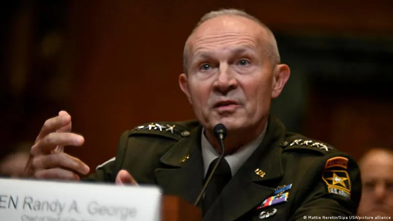 Cambio de mando en el Pentágono: EE. UU. destituye al Jefe del Estado Mayor en pleno conflicto bélico